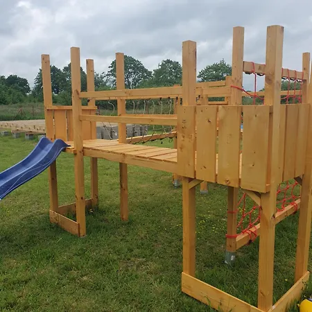 Letniskowe U Zuni בית נופש Chłopy