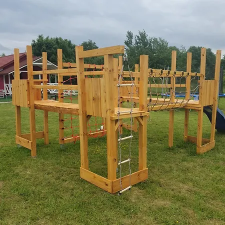 Feriehus Letniskowe U Zuni Chłopy