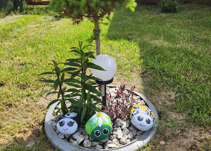 Letniskowe U Zuni Holiday home *